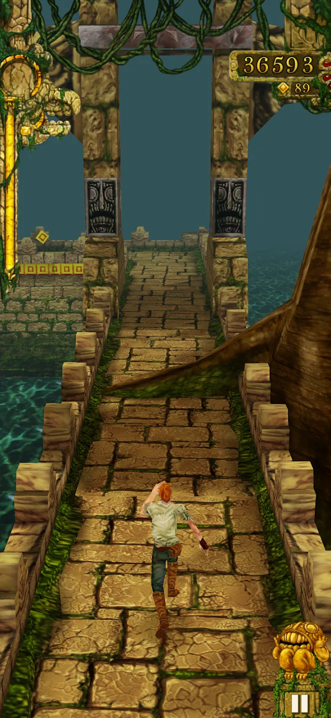 Angry Birds Explore Screenshot 1