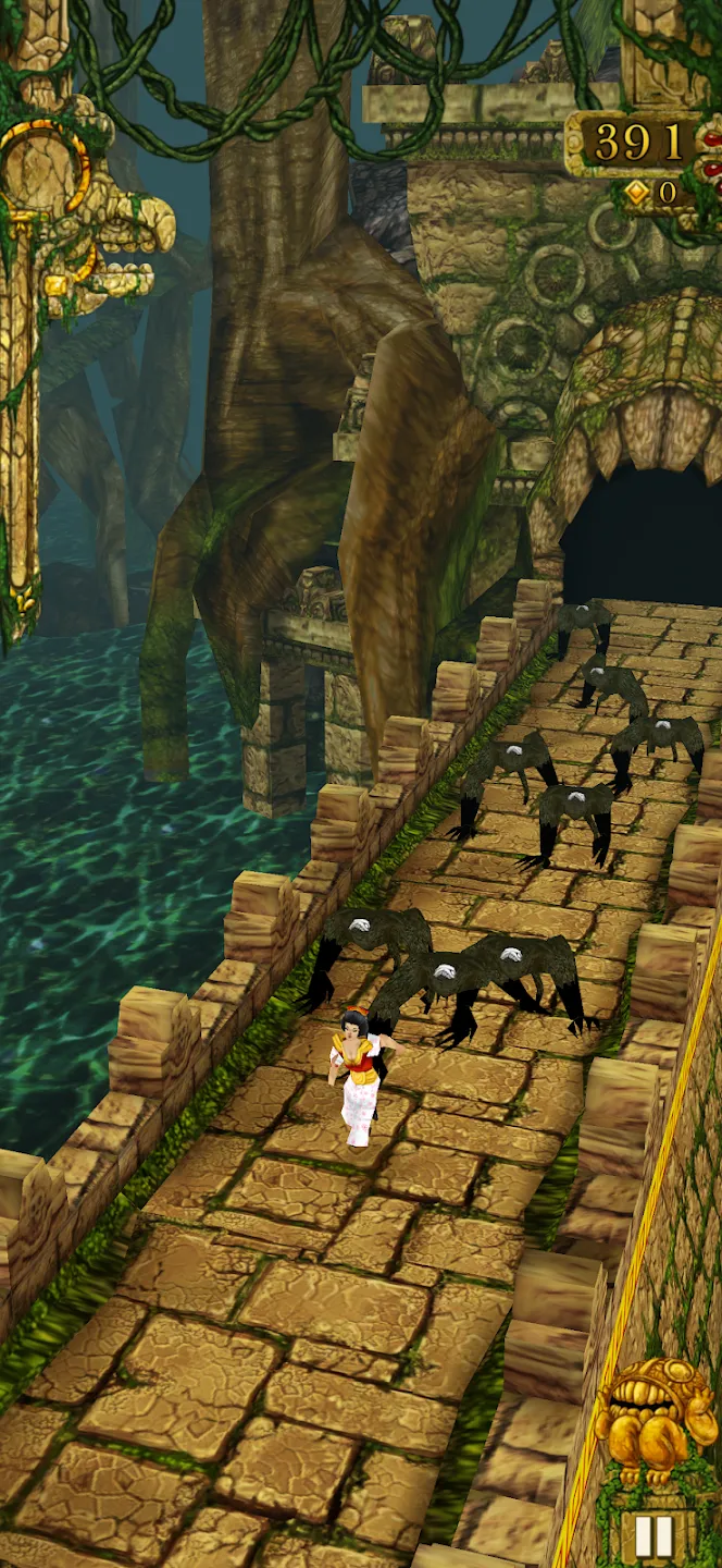 Angry Birds Explore Screenshot 4