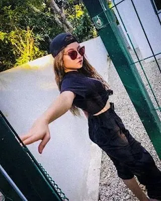 Baixe papéis de parede da karol sevilla 2021 HD (Versão Pro MOD) para Android - Captura de tela 4